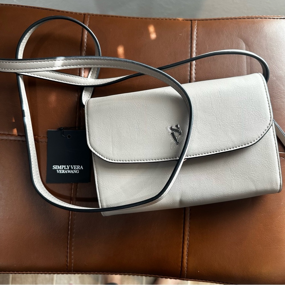 Simply Vera Vera Wang Light Gray Crossbody Bag